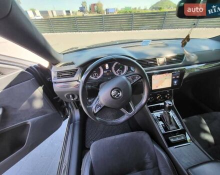 Серый Шкода Суперб, объемом двигателя 1.97 л и пробегом 237 тыс. км за 21000 $, фото 6 на Automoto.ua