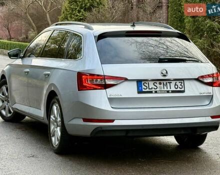 Сірий Шкода Суперб, об'ємом двигуна 2 л та пробігом 217 тис. км за 13950 $, фото 30 на Automoto.ua