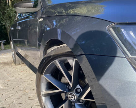 Сірий Шкода Суперб, об'ємом двигуна 1.97 л та пробігом 240 тис. км за 18000 $, фото 3 на Automoto.ua