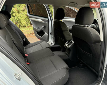 Сірий Шкода Суперб, об'ємом двигуна 2 л та пробігом 217 тис. км за 13950 $, фото 21 на Automoto.ua