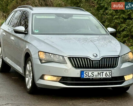 Сірий Шкода Суперб, об'ємом двигуна 2 л та пробігом 217 тис. км за 13950 $, фото 1 на Automoto.ua