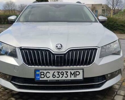Серый Шкода Суперб, объемом двигателя 2 л и пробегом 253 тыс. км за 16500 $, фото 3 на Automoto.ua