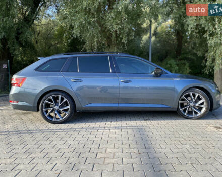 Сірий Шкода Суперб, об'ємом двигуна 1.97 л та пробігом 240 тис. км за 18000 $, фото 55 на Automoto.ua