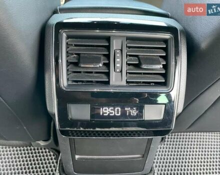 Сірий Шкода Суперб, об'ємом двигуна 2 л та пробігом 360 тис. км за 15500 $, фото 3 на Automoto.ua