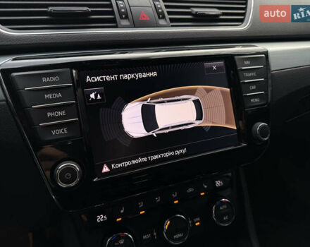 Сірий Шкода Суперб, об'ємом двигуна 2 л та пробігом 217 тис. км за 13950 $, фото 15 на Automoto.ua