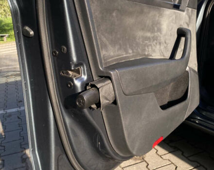 Сірий Шкода Суперб, об'ємом двигуна 1.97 л та пробігом 240 тис. км за 18000 $, фото 40 на Automoto.ua