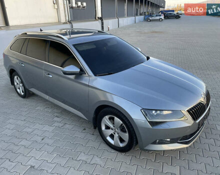 Серый Шкода Суперб, объемом двигателя 1.97 л и пробегом 256 тыс. км за 15999 $, фото 7 на Automoto.ua