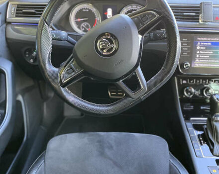 Сірий Шкода Суперб, об'ємом двигуна 1.97 л та пробігом 240 тис. км за 18000 $, фото 49 на Automoto.ua