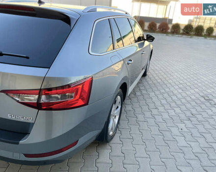 Серый Шкода Суперб, объемом двигателя 1.97 л и пробегом 256 тыс. км за 15999 $, фото 18 на Automoto.ua