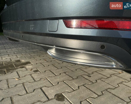 Сірий Шкода Суперб, об'ємом двигуна 1.97 л та пробігом 240 тис. км за 18000 $, фото 69 на Automoto.ua