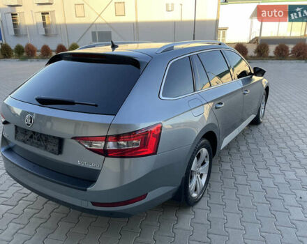 Серый Шкода Суперб, объемом двигателя 1.97 л и пробегом 256 тыс. км за 15999 $, фото 13 на Automoto.ua
