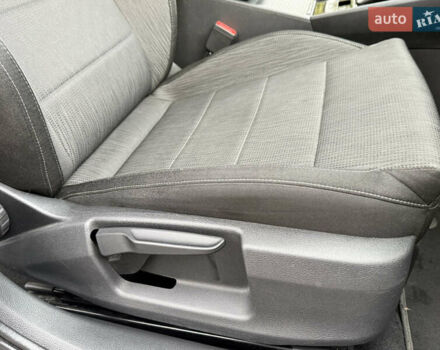 Сірий Шкода Суперб, об'ємом двигуна 2 л та пробігом 217 тис. км за 13950 $, фото 18 на Automoto.ua