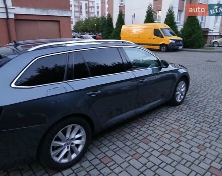 Серый Шкода Суперб, объемом двигателя 1.97 л и пробегом 283 тыс. км за 16000 $, фото 5 на Automoto.ua