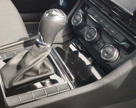 Серый Шкода Суперб, объемом двигателя 2 л и пробегом 253 тыс. км за 16500 $, фото 35 на Automoto.ua