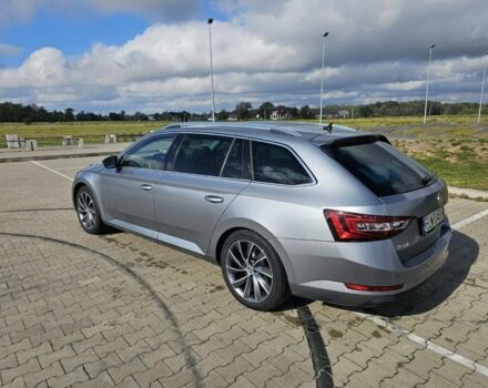 Серый Шкода Суперб, объемом двигателя 2 л и пробегом 191 тыс. км за 9000 $, фото 5 на Automoto.ua