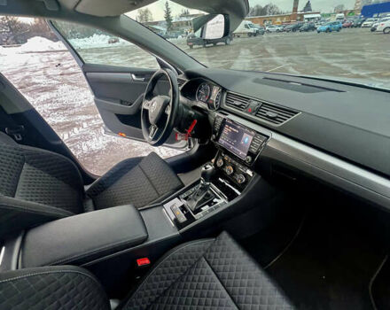 Серый Шкода Суперб, объемом двигателя 1.97 л и пробегом 265 тыс. км за 16000 $, фото 26 на Automoto.ua