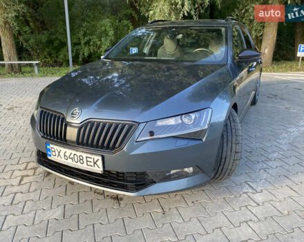 Сірий Шкода Суперб, об'ємом двигуна 1.97 л та пробігом 240 тис. км за 18000 $, фото 1 на Automoto.ua