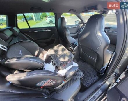 Серый Шкода Суперб, объемом двигателя 1.97 л и пробегом 237 тыс. км за 21000 $, фото 11 на Automoto.ua