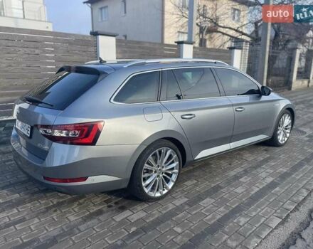 Серый Шкода Суперб, объемом двигателя 1.97 л и пробегом 301 тыс. км за 19000 $, фото 7 на Automoto.ua