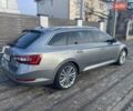 Серый Шкода Суперб, объемом двигателя 1.97 л и пробегом 301 тыс. км за 19000 $, фото 7 на Automoto.ua