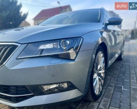 Серый Шкода Суперб, объемом двигателя 1.97 л и пробегом 301 тыс. км за 19000 $, фото 5 на Automoto.ua