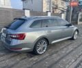Серый Шкода Суперб, объемом двигателя 1.97 л и пробегом 320 тыс. км за 15500 $, фото 1 на Automoto.ua