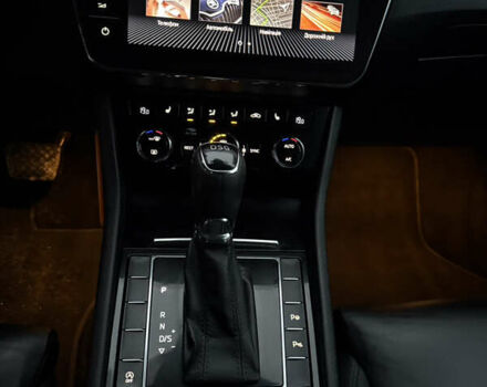 Серый Шкода Суперб, объемом двигателя 2 л и пробегом 237 тыс. км за 19000 $, фото 27 на Automoto.ua