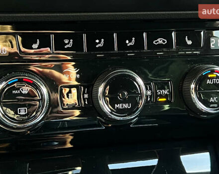 Серый Шкода Суперб, объемом двигателя 1.97 л и пробегом 265 тыс. км за 22300 $, фото 15 на Automoto.ua