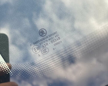 Сірий Шкода Суперб, об'ємом двигуна 1.97 л та пробігом 173 тис. км за 18999 $, фото 20 на Automoto.ua