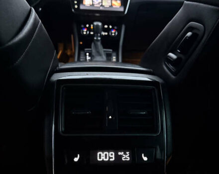 Серый Шкода Суперб, объемом двигателя 2 л и пробегом 237 тыс. км за 19000 $, фото 29 на Automoto.ua