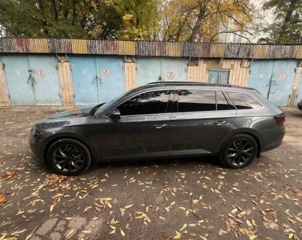 Серый Шкода Суперб, объемом двигателя 1.97 л и пробегом 228 тыс. км за 19500 $, фото 16 на Automoto.ua