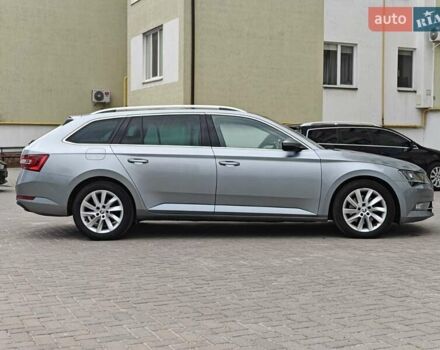 Серый Шкода Суперб, объемом двигателя 1.97 л и пробегом 202 тыс. км за 18300 $, фото 4 на Automoto.ua