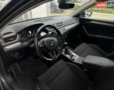 Серый Шкода Суперб, объемом двигателя 2 л и пробегом 187 тыс. км за 17900 $, фото 9 на Automoto.ua