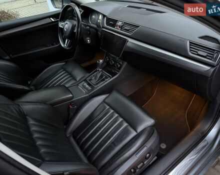 Серый Шкода Суперб, объемом двигателя 2 л и пробегом 237 тыс. км за 19000 $, фото 53 на Automoto.ua