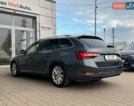 Серый Шкода Суперб, объемом двигателя 2 л и пробегом 187 тыс. км за 17900 $, фото 3 на Automoto.ua