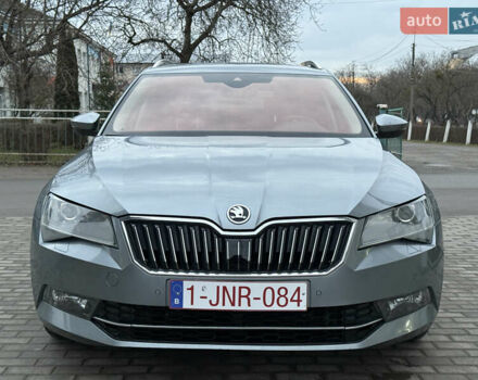 Серый Шкода Суперб, объемом двигателя 2 л и пробегом 237 тыс. км за 19000 $, фото 16 на Automoto.ua