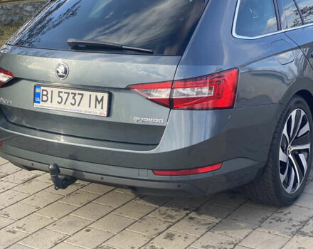 Сірий Шкода Суперб, об'ємом двигуна 1.97 л та пробігом 173 тис. км за 18999 $, фото 1 на Automoto.ua