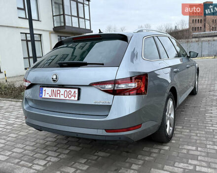 Серый Шкода Суперб, объемом двигателя 2 л и пробегом 237 тыс. км за 19000 $, фото 8 на Automoto.ua