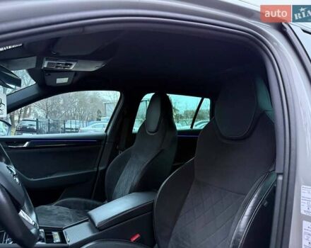 Сірий Шкода Суперб, об'ємом двигуна 1.97 л та пробігом 180 тис. км за 23999 $, фото 16 на Automoto.ua