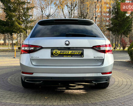 Серый Шкода Суперб, объемом двигателя 1.97 л и пробегом 265 тыс. км за 22300 $, фото 5 на Automoto.ua