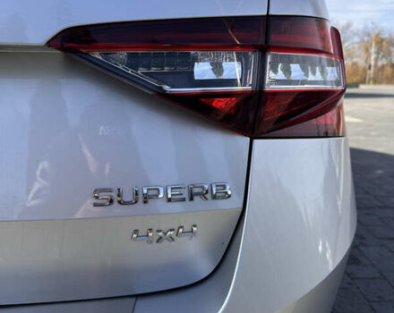 Серый Шкода Суперб, объемом двигателя 1.97 л и пробегом 210 тыс. км за 20350 $, фото 4 на Automoto.ua