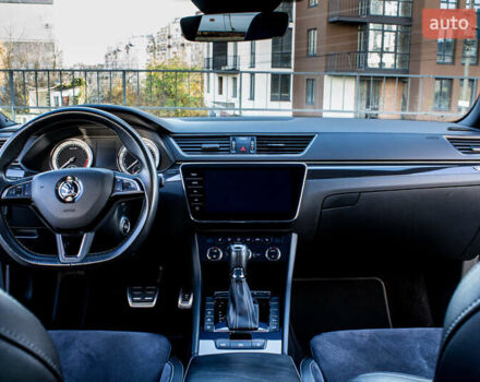 Серый Шкода Суперб, объемом двигателя 1.97 л и пробегом 189 тыс. км за 25800 $, фото 3 на Automoto.ua