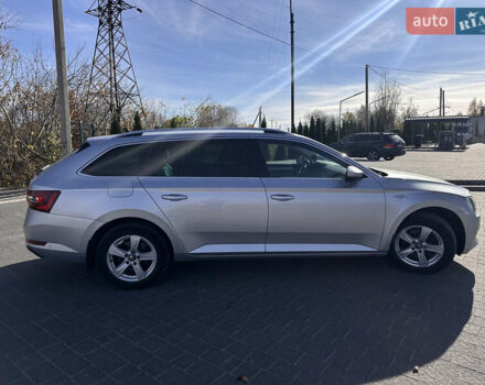 Серый Шкода Суперб, объемом двигателя 1.97 л и пробегом 210 тыс. км за 20350 $, фото 6 на Automoto.ua