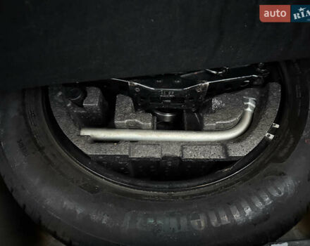 Серый Шкода Суперб, объемом двигателя 2 л и пробегом 237 тыс. км за 19000 $, фото 57 на Automoto.ua