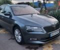 Серый Шкода Суперб, объемом двигателя 1.6 л и пробегом 206 тыс. км за 17500 $, фото 4 на Automoto.ua