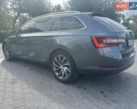 Серый Шкода Суперб, объемом двигателя 1.97 л и пробегом 373 тыс. км за 17999 $, фото 6 на Automoto.ua