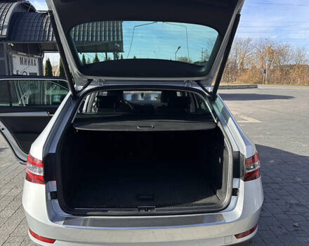 Серый Шкода Суперб, объемом двигателя 1.97 л и пробегом 210 тыс. км за 20350 $, фото 45 на Automoto.ua