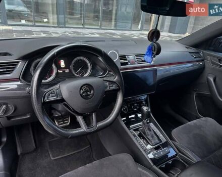 Сірий Шкода Суперб, об'ємом двигуна 1.97 л та пробігом 151 тис. км за 20800 $, фото 26 на Automoto.ua
