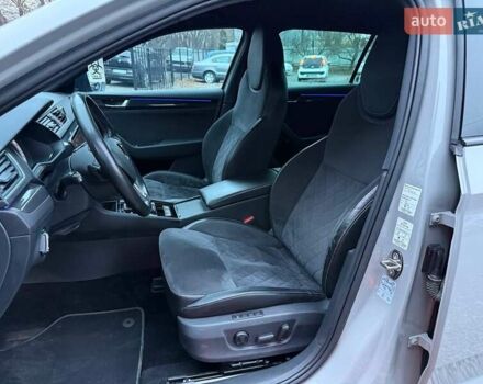 Сірий Шкода Суперб, об'ємом двигуна 1.97 л та пробігом 180 тис. км за 23999 $, фото 15 на Automoto.ua