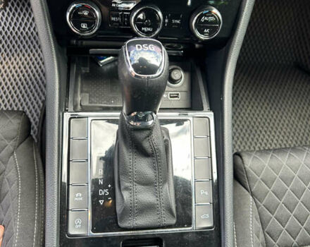 Сірий Шкода Суперб, об'ємом двигуна 2 л та пробігом 267 тис. км за 18999 $, фото 20 на Automoto.ua